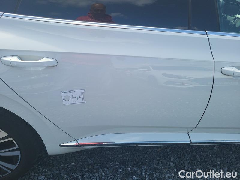  Volkswagen  Arteon  (3H8)(2020)  SB 1.5TSI 110 Elegance #21