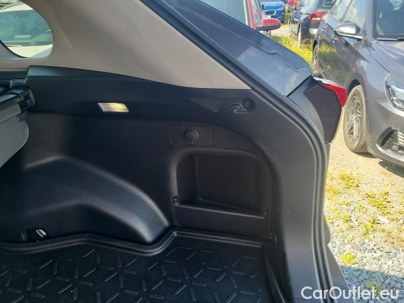  Toyota  RAV4  2019  2.5 Hybrid Comfort 4WD AT #13