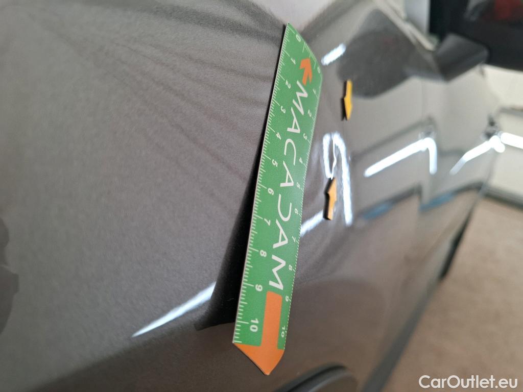  Nissan  Juke NISSAN  2019 5P Crossover Hybrid 143 Business+ #18