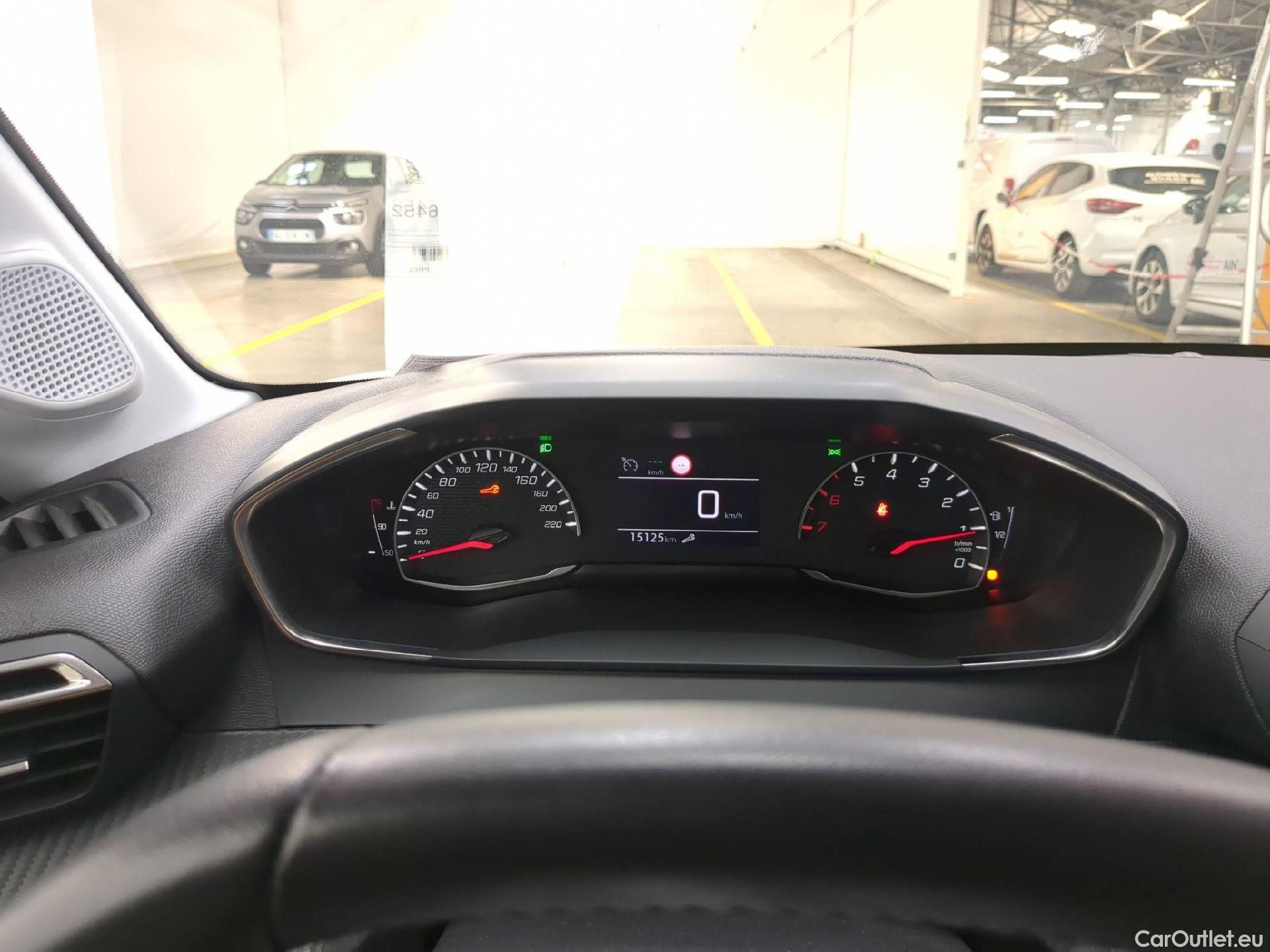  Peugeot  208  Style 1.2 PureTech 75CV BVM5 E6d #1