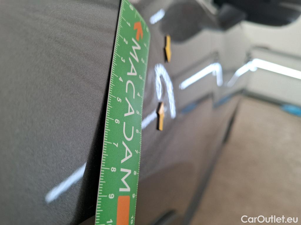  Nissan  Juke NISSAN  2019 5P Crossover Hybrid 143 Business+ #17