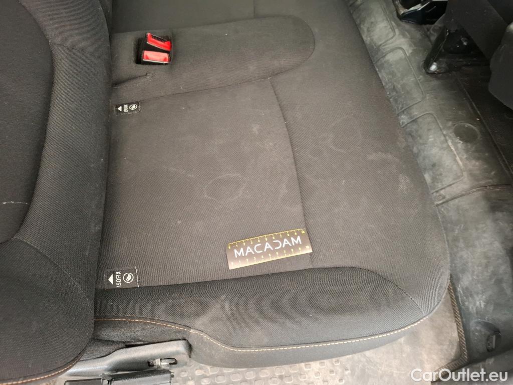  Renault  Trafic RENAULT  4p Combi Life L2 Energy dCi 125 #12
