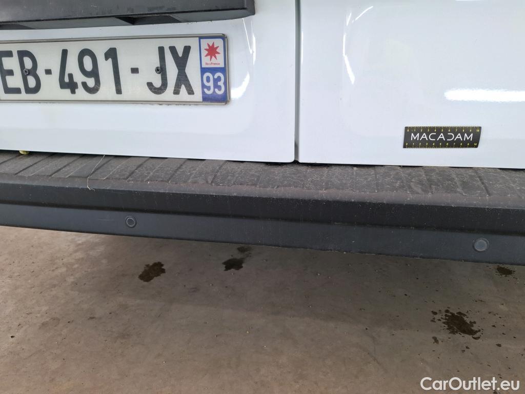  Renault  Trafic RENAULT  4p Combi Life L2 Energy dCi 125 #3