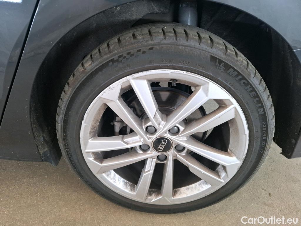  Audi  A3  Berline 35 TDI Business Line 2.0 TDI 150CV BVA7 E6d #39