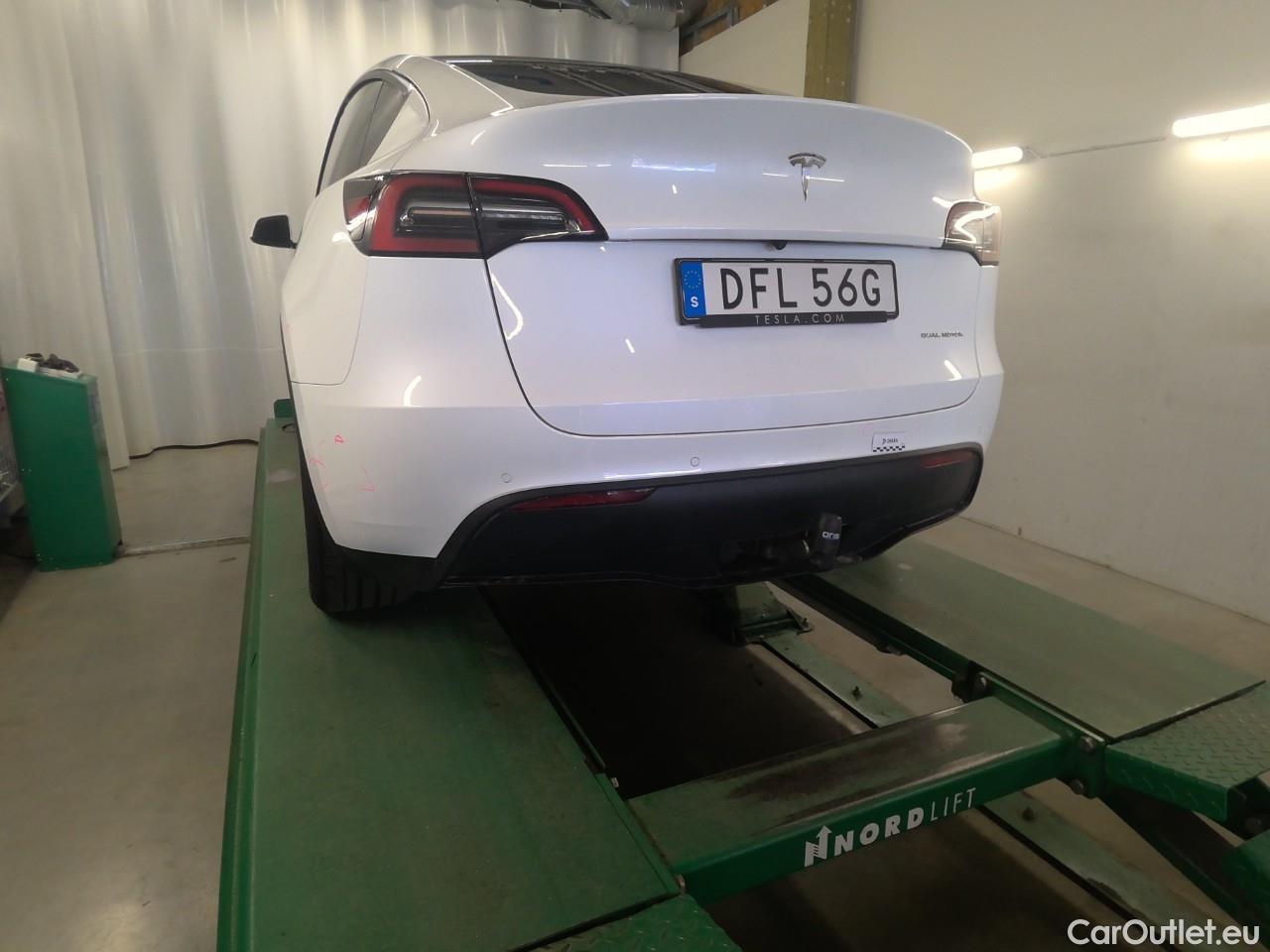  Tesla  Model Y  75kWh Long-Range AWD #27