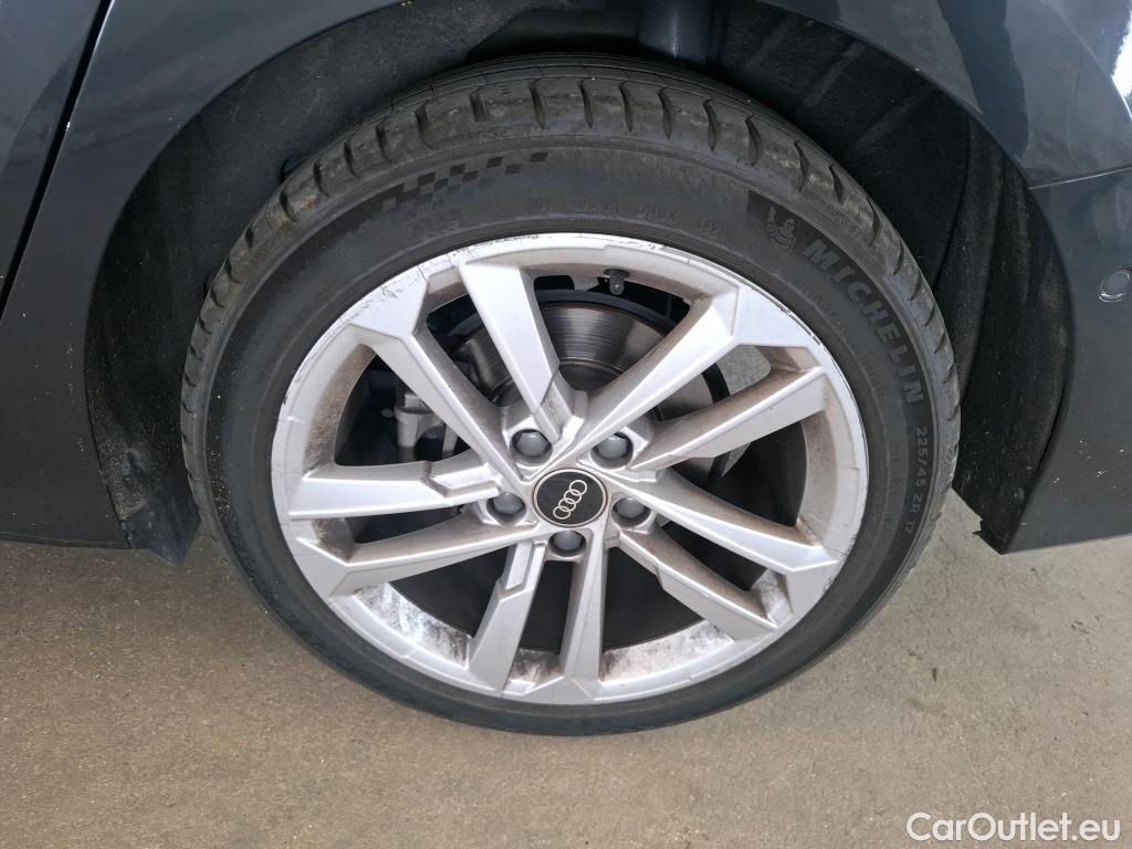  Audi  A3  Berline 35 TDI Business Line 2.0 TDI 150CV BVA7 E6d #31