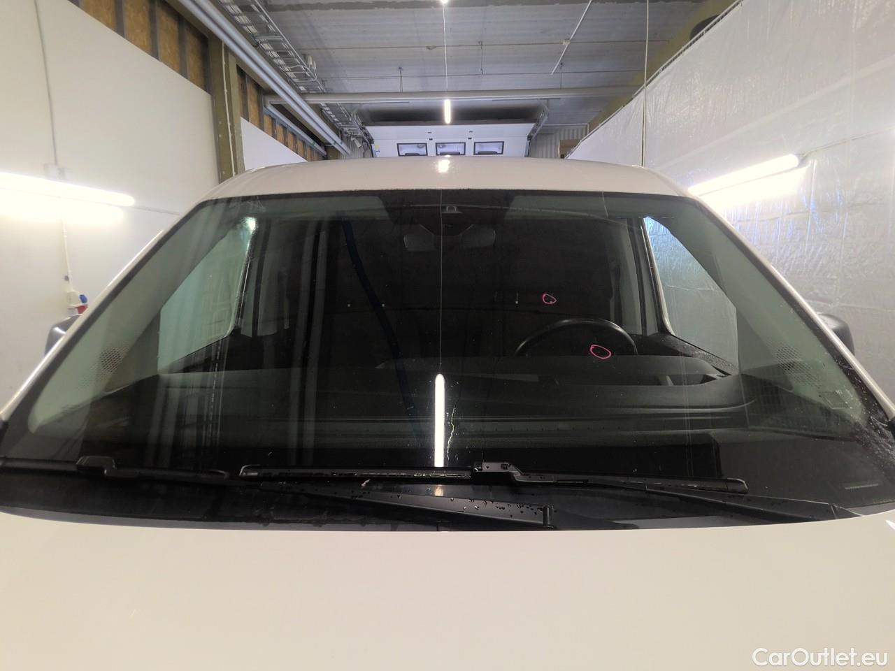  Volkswagen  Caddy  Cargo Maxi TDI 90 Aut #7