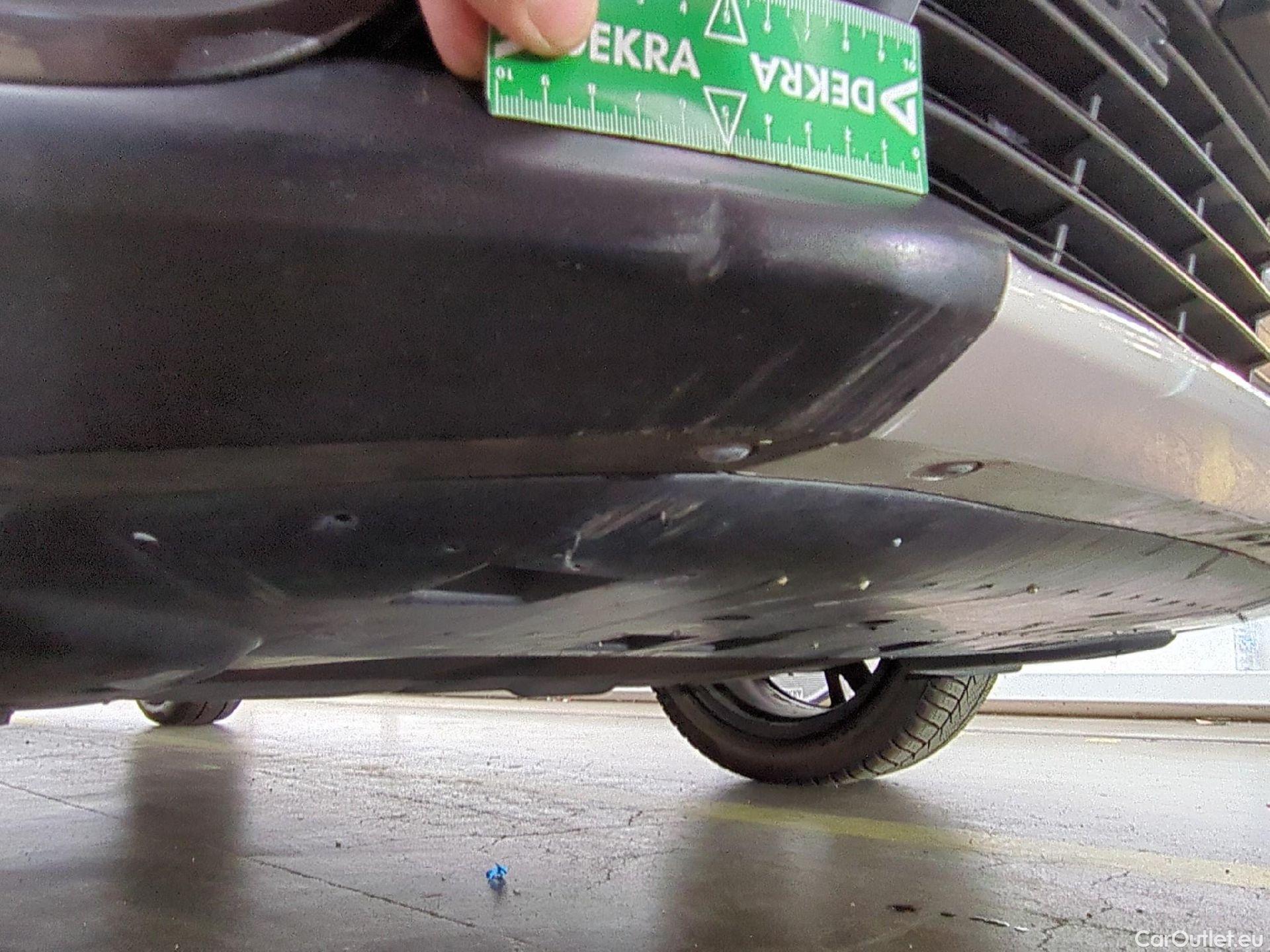  DS  DS7 7 Crossback Performance Line 1.5 BlueHDi 130CV BVA8 E6d #14