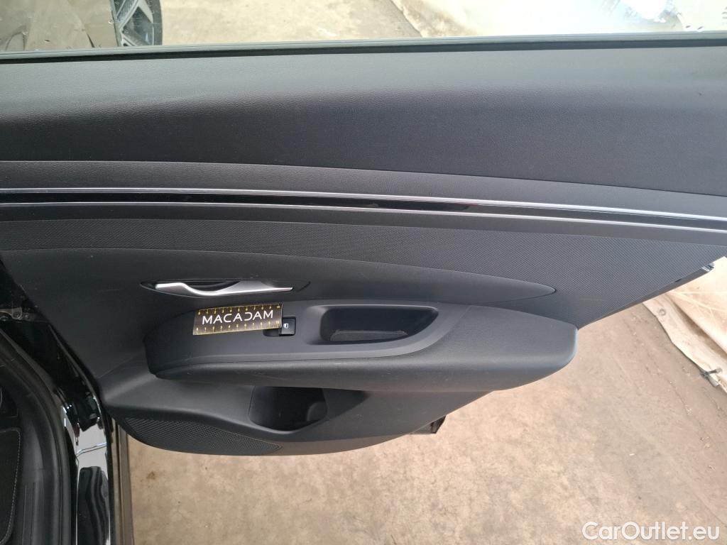  Hyundai  Tucson HYUNDAI  / 2020 / 5P / SUV 1.6 PHEV 265 HTRAC BUSINESS 4WD AUTO #25