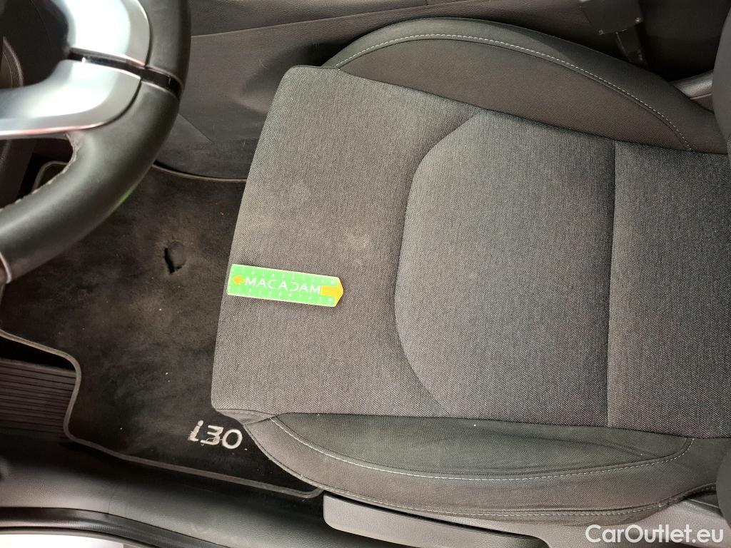  Hyundai  i30 HYUNDAI  Sport Wagon  2020  5P  Break 10 TGDI 120 MHEV IMT CREATIVE SW #67