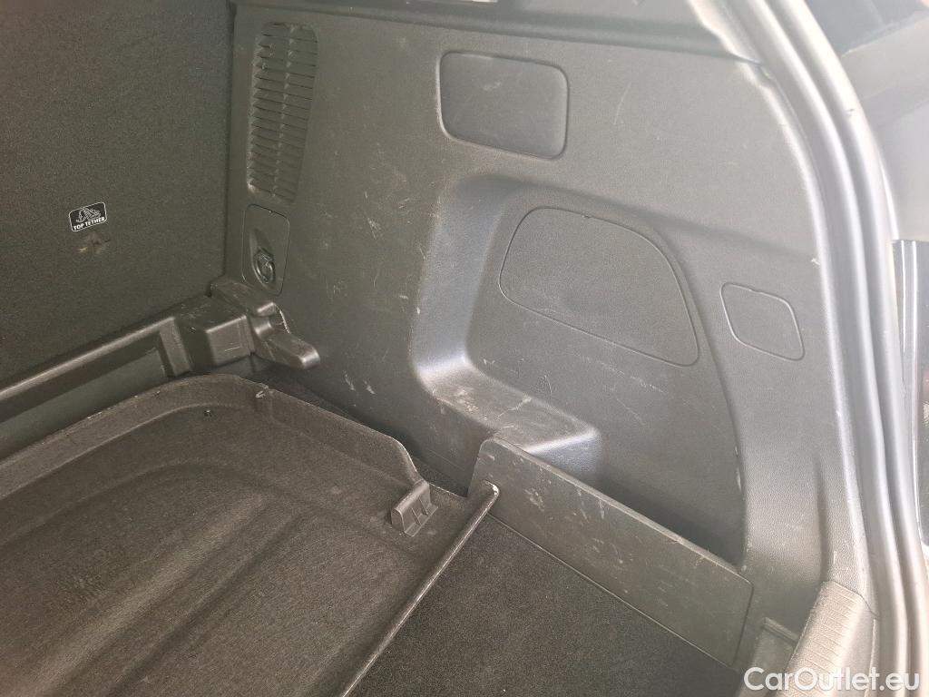  Opel   Grandland X Grandland X Elegance Business 1.5 130CV BVA8 E6d #10