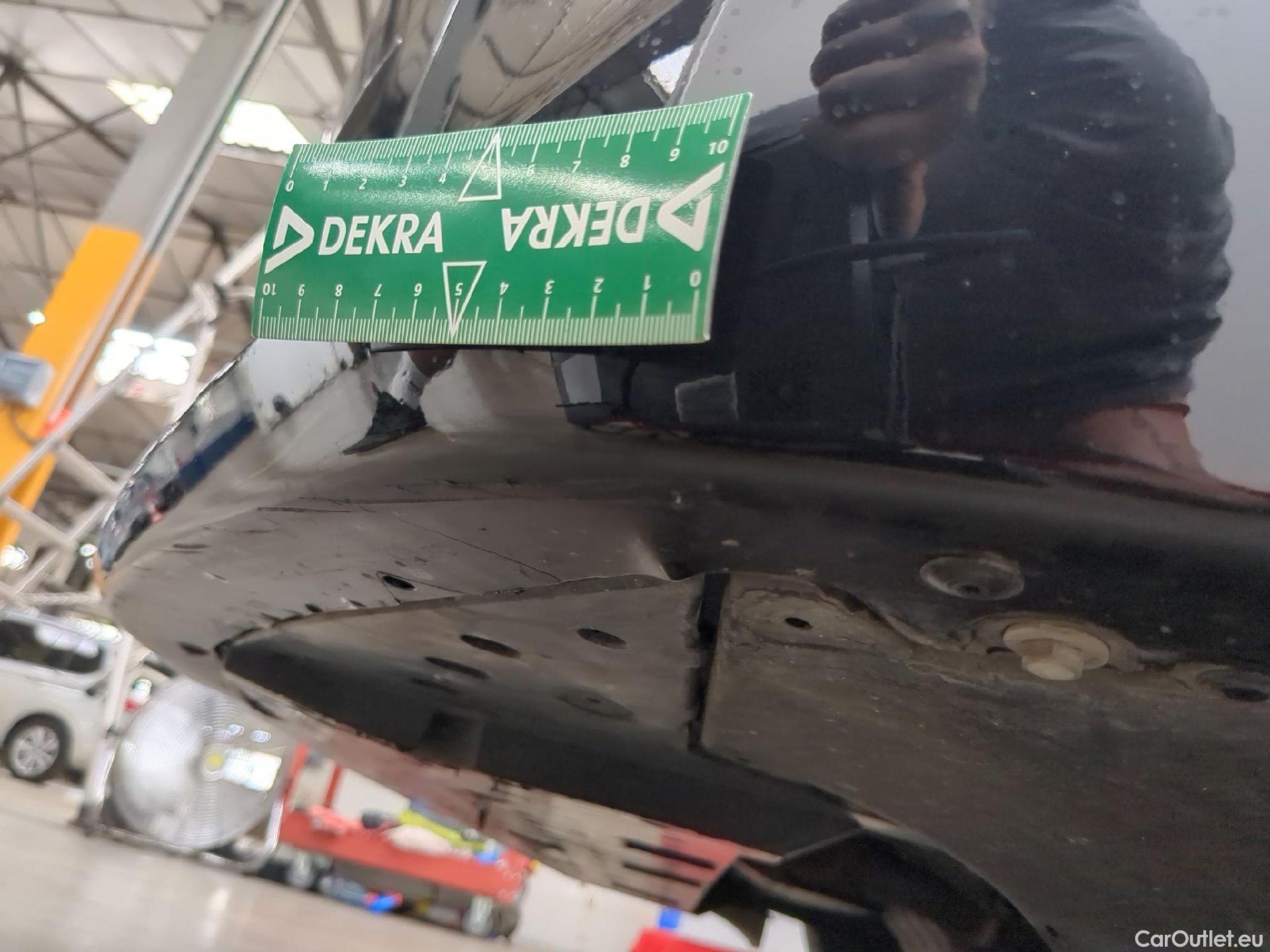  Peugeot  208  Allure 1.5 HDi 100CV BVM6 E6d #1