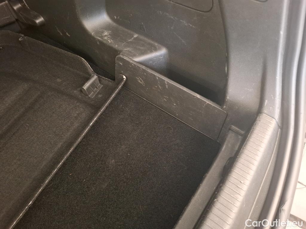  Opel   Grandland X Grandland X Elegance Business 1.5 130CV BVA8 E6d #23