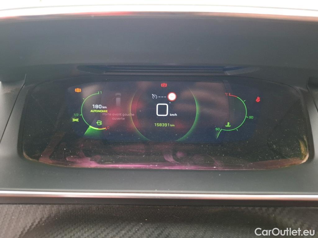  Peugeot  2008  Allure Business 1.2 PureTech 100CV BVM6 E6d #23