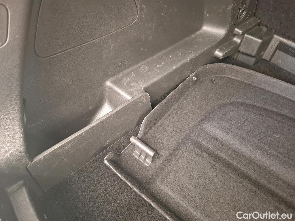  Opel   Grandland X Grandland X Elegance Business 1.5 130CV BVA8 E6d #25