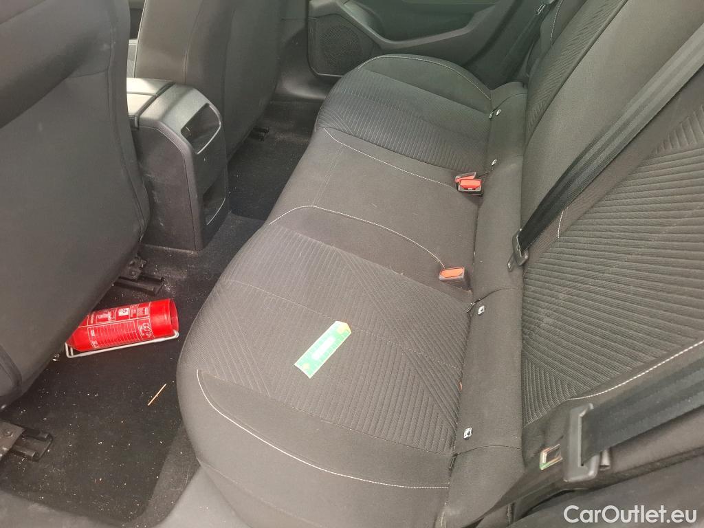  Peugeot  308  Active Pack 1.2 PureTech 130CV BVA8 E6d #51