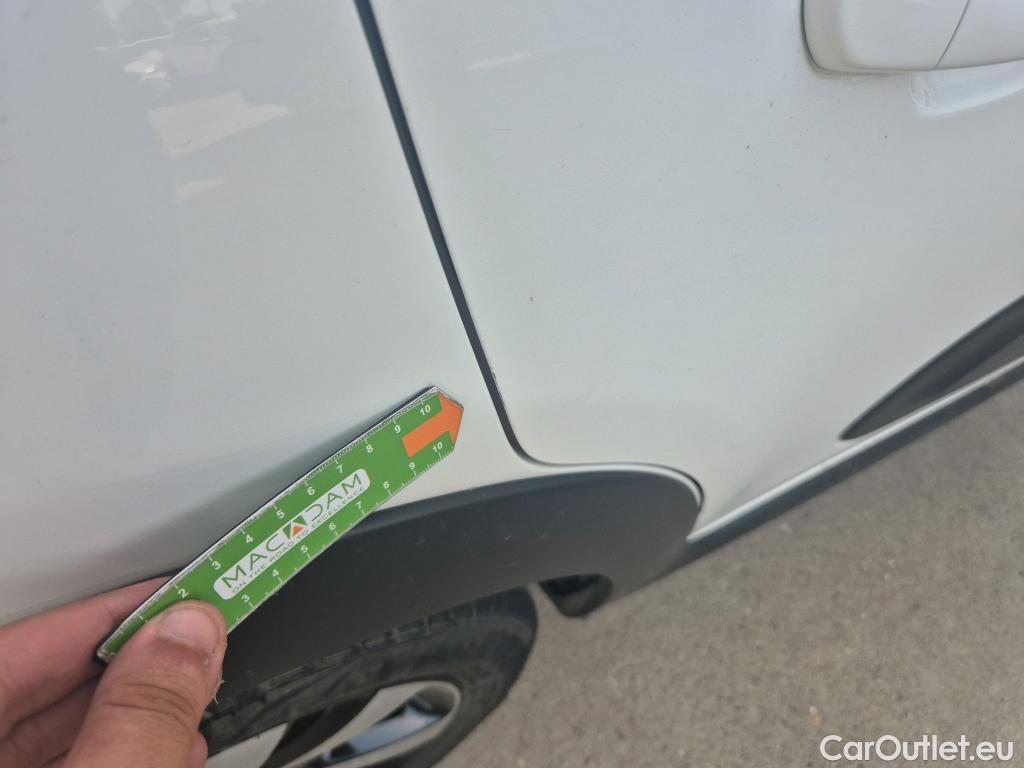  Citroen  C3 CITROEN  / 2020 / 5P / berlina con portón PureTech 81KW (110CV) S&S Feel Pack (AC2) #29