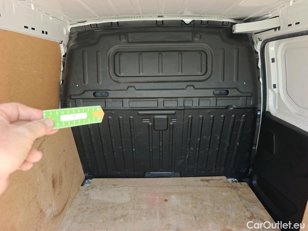 Opel  Combo OPEL  / 2018 / 3P / furgón derivado de turismo 1.6 TD S/S 74kW (100CV) Express L H1 650 #2