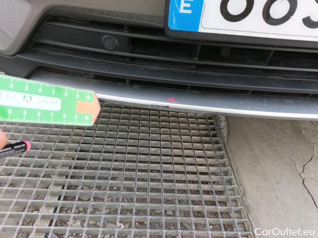  Volvo  XC 40 VOLVO XC40 / 2017 / 5P / todoterreno 2.0 B3 G Momentum Pro Auto #15