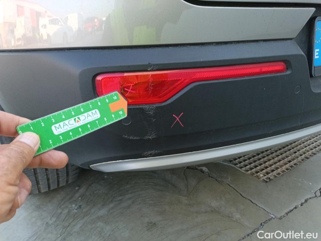  Volvo  XC 40 VOLVO XC40 / 2017 / 5P / todoterreno 2.0 B3 G Momentum Pro Auto #3