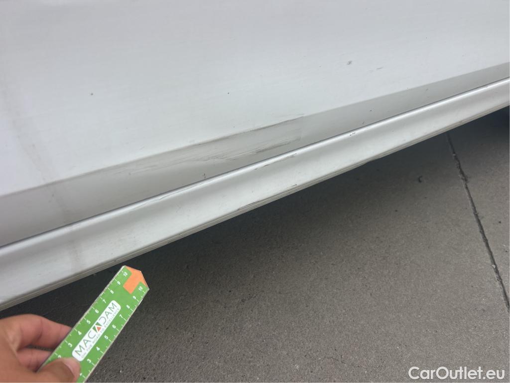  Opel  Corsa OPEL  / 2019 / 5P / berlina con portón 1.2 XEL 55kW (75CV) Edition #3