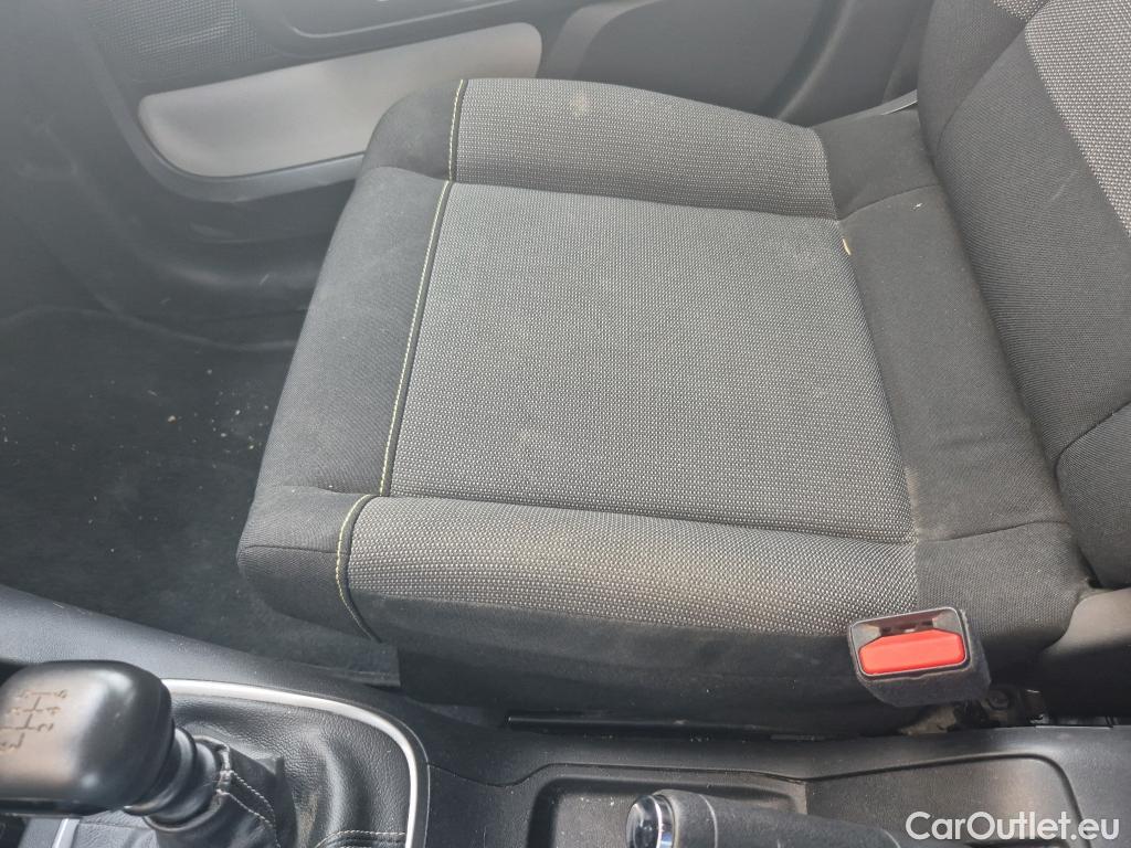  Citroen  C3 CITROEN  / 2020 / 5P / berlina con portón PureTech 81KW (110CV) S&S Feel Pack (AC2) #13
