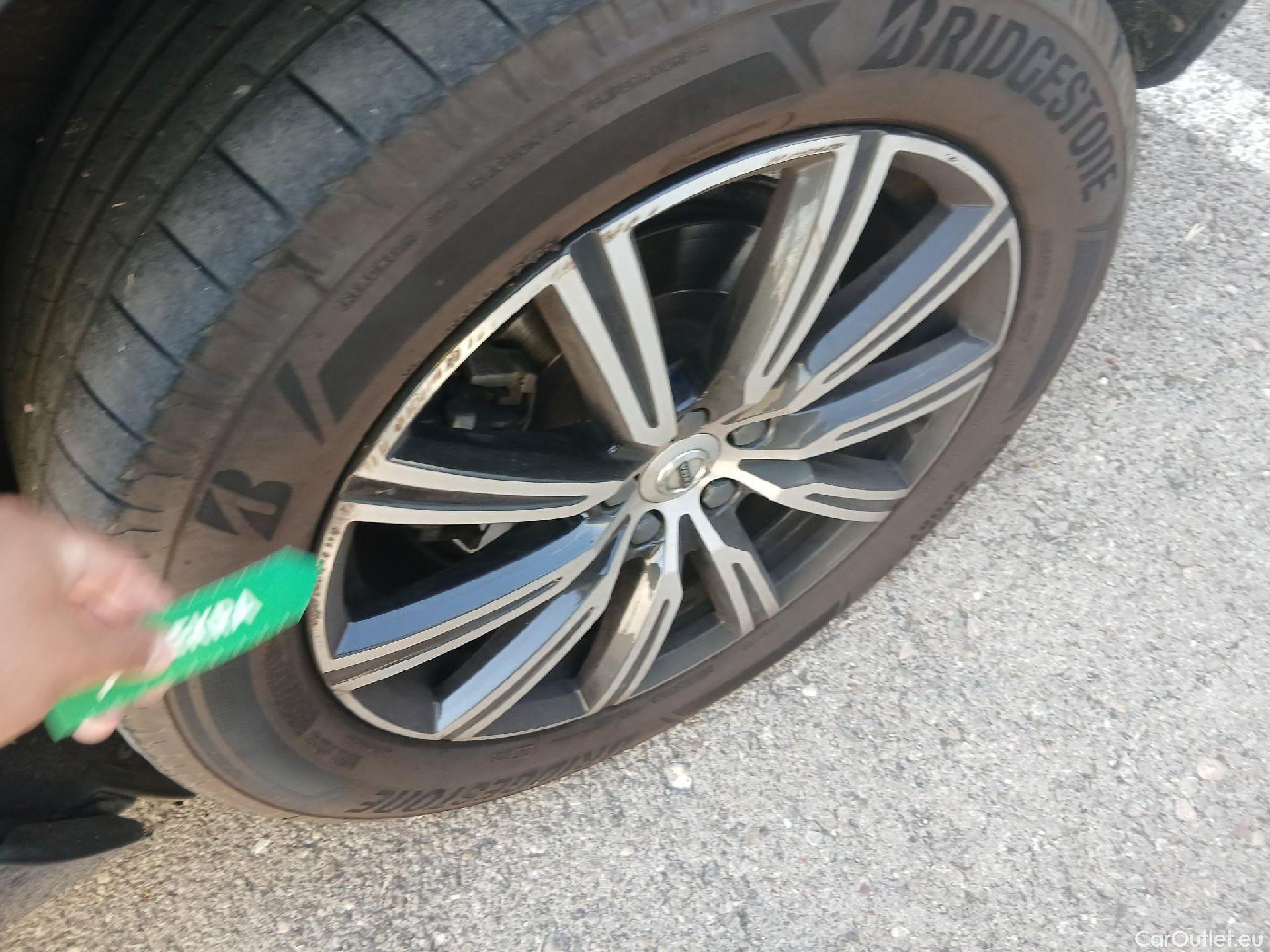  Volvo  XC60 VOLVO  / 2017 / 5P / todoterreno 2.0 T6 AWD Recharge Inscription Auto #12