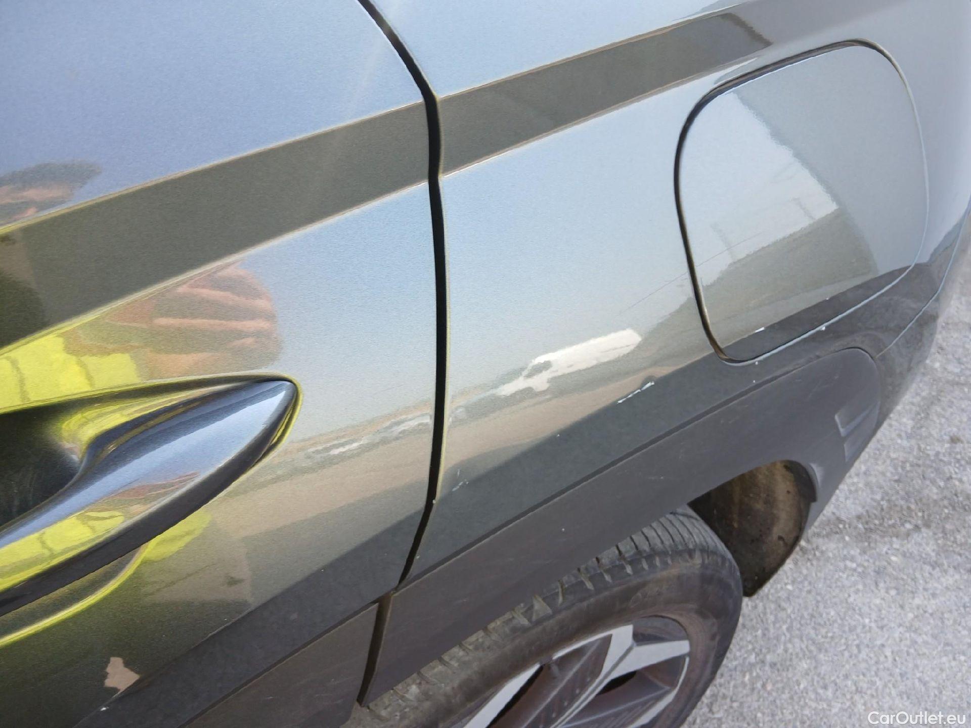  Hyundai  Tucson HYUNDAI  / 2020 / 5P / todoterreno 1.6 TGDI 169kW HEV Tecno Sky Auto #13