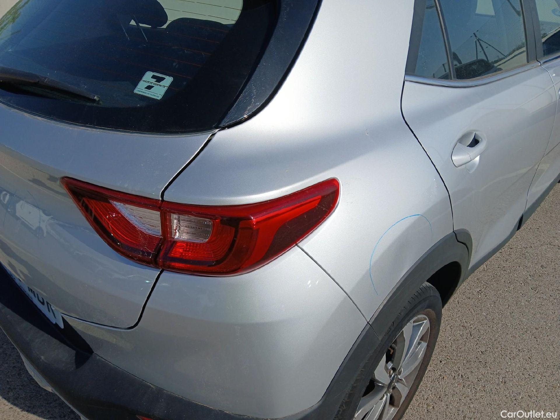  KIA  STONIC KIA  / 2017 / 5P / todoterreno 1.0 T-GDi 74kW (100CV) MHEV iMT Drive #20