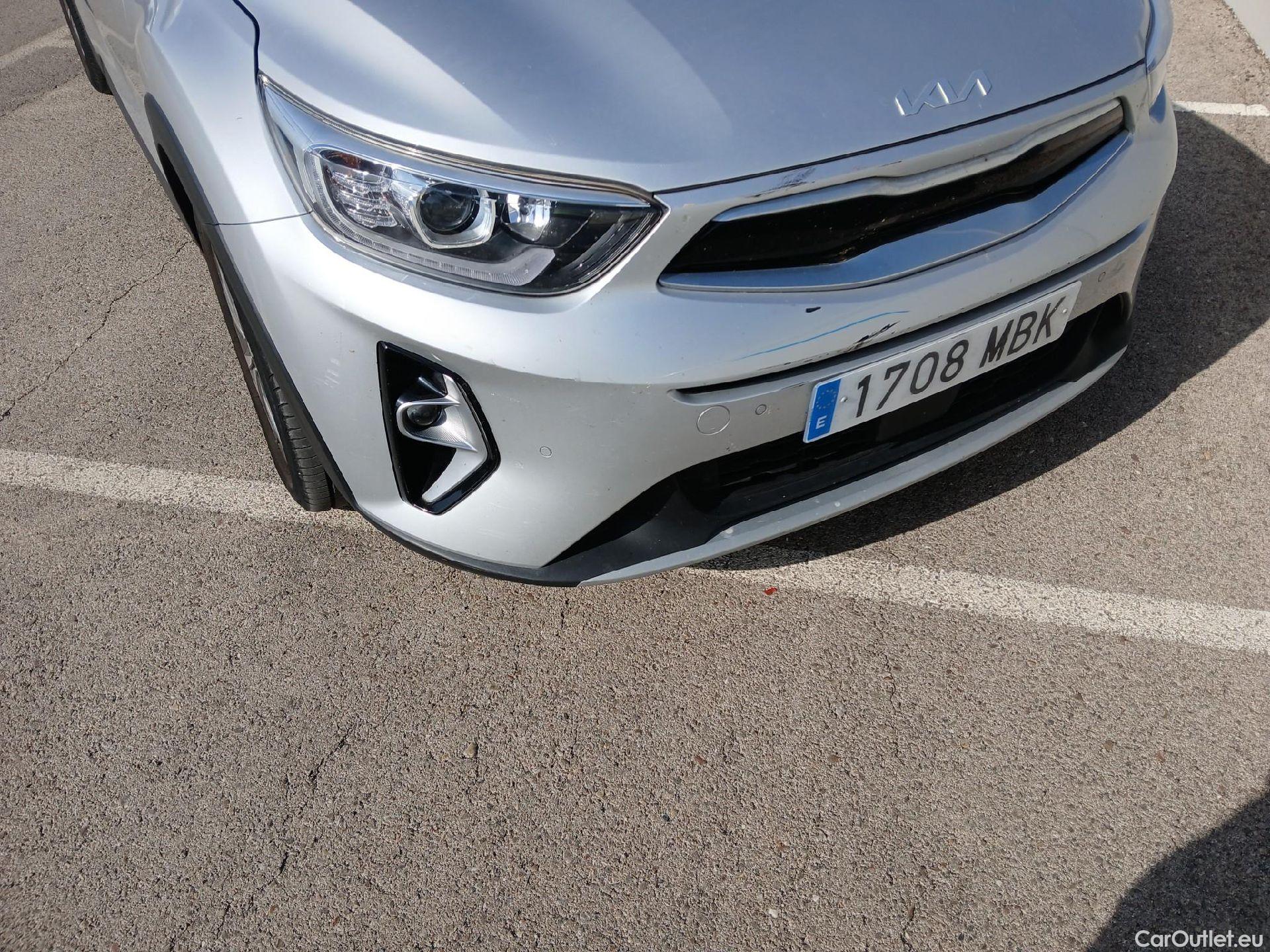  KIA  STONIC KIA  / 2017 / 5P / todoterreno 1.0 T-GDi 74kW (100CV) MHEV iMT Drive #2