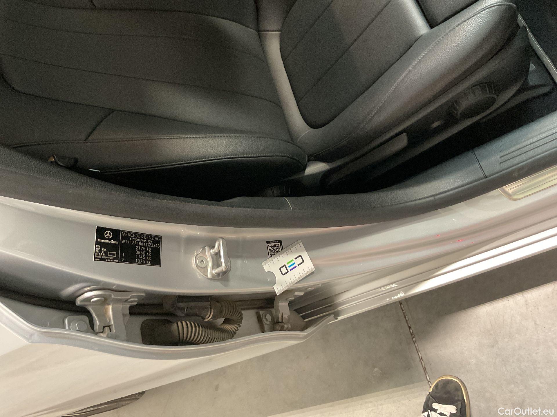  Mercedes  A-Klasse Mercedes, A-Class Berline '18, Mercedes-Benz  Limousine A 250e Business S #16