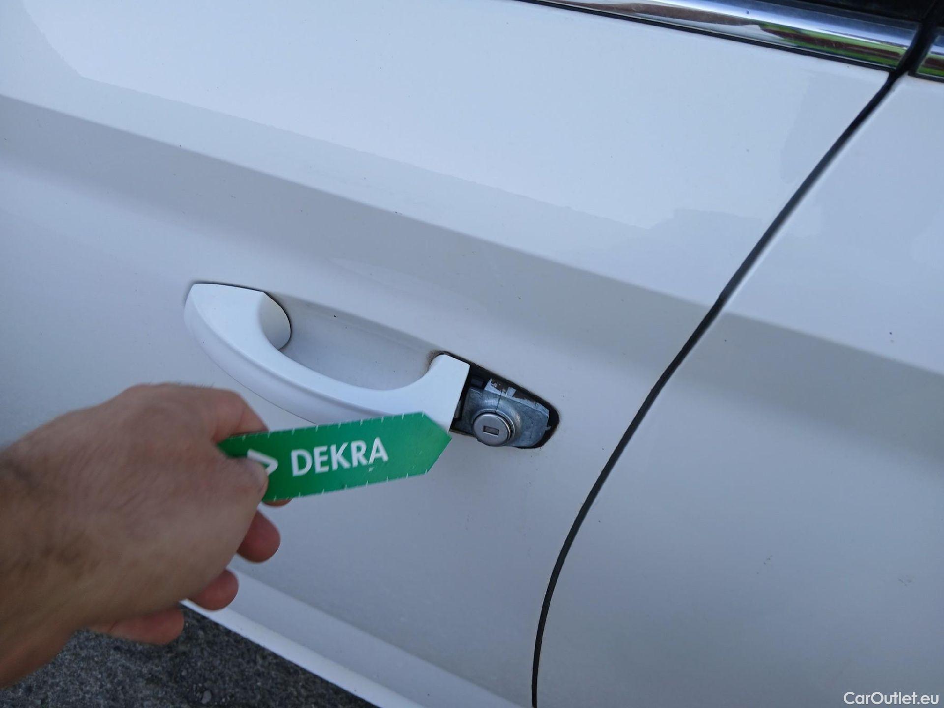  Skoda  KAMIQ SKODA  1.0 TSI 81kW (110CV) DSG Ambition (CX) #12