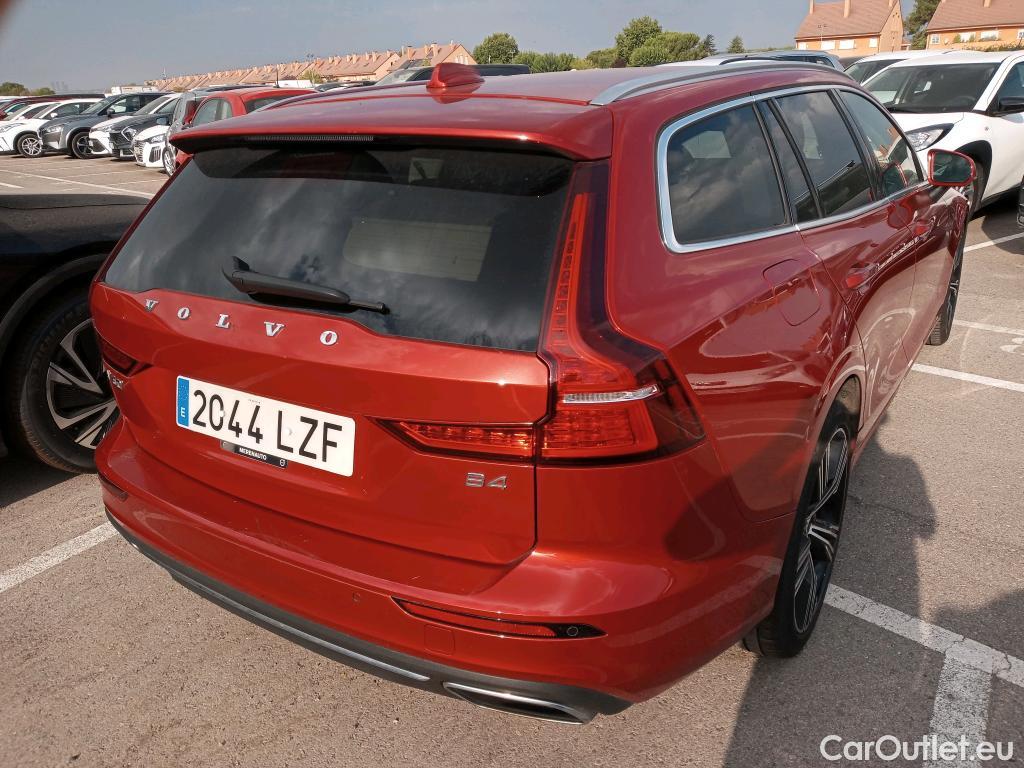  Volvo  V60 VOLVO  / 2018 / 5P / familiar 2.0 B4 (D) Inscription Auto #9