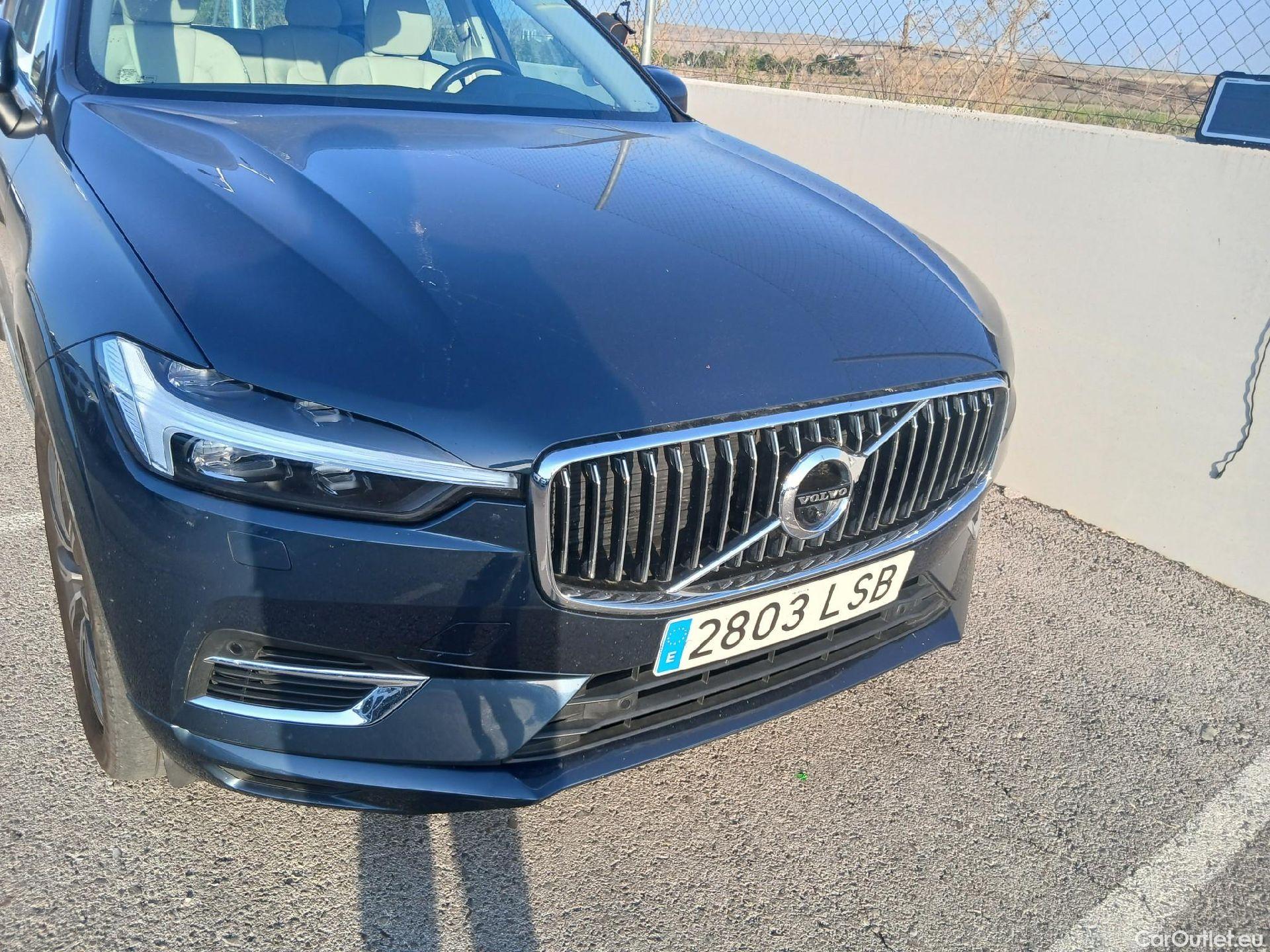  Volvo  XC60 VOLVO  / 2017 / 5P / todoterreno 2.0 T6 AWD Recharge Inscription Auto #4