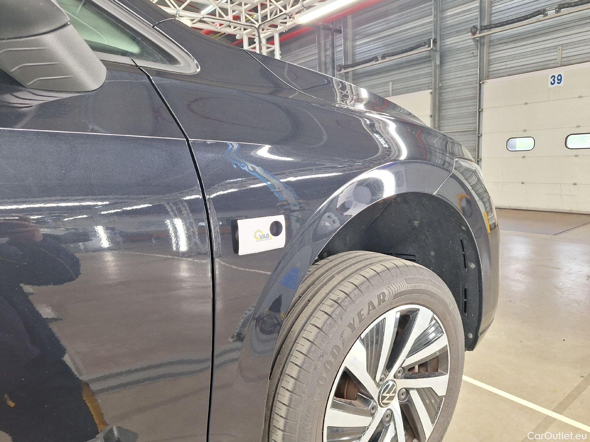  Volkswagen  Golf  VW, VIII '20, Volkswagen VIII 1.0 TSI 81kW Active 5d #19