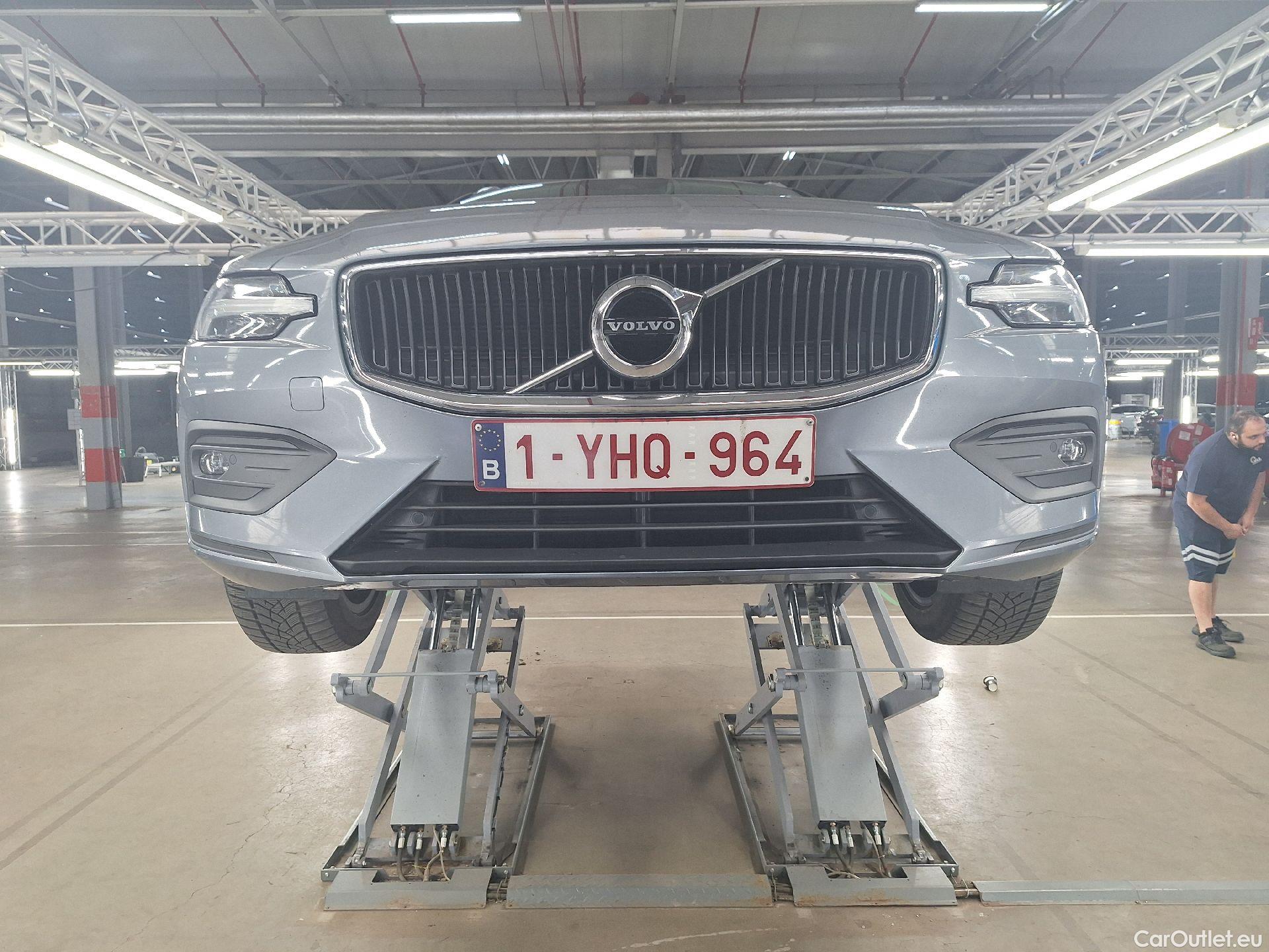  Volvo  V60 Volvo,  '18,  D3 Momentum Pro Gtr. #27