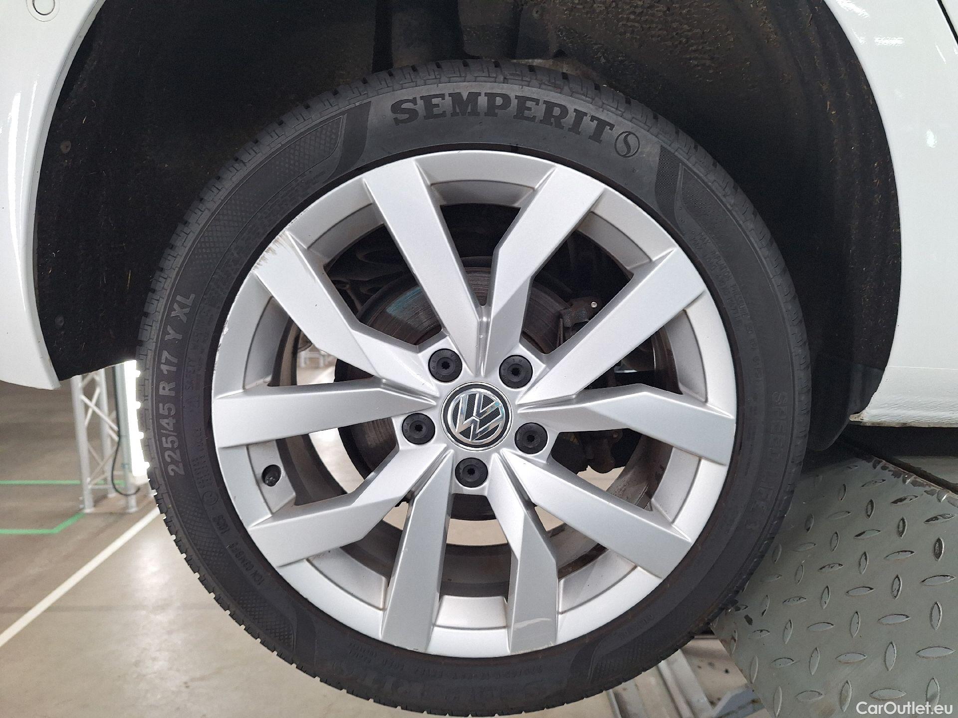  Volkswagen  Golf  VW, VII FL'16, 2.0TDi 150 Highline 5d #18