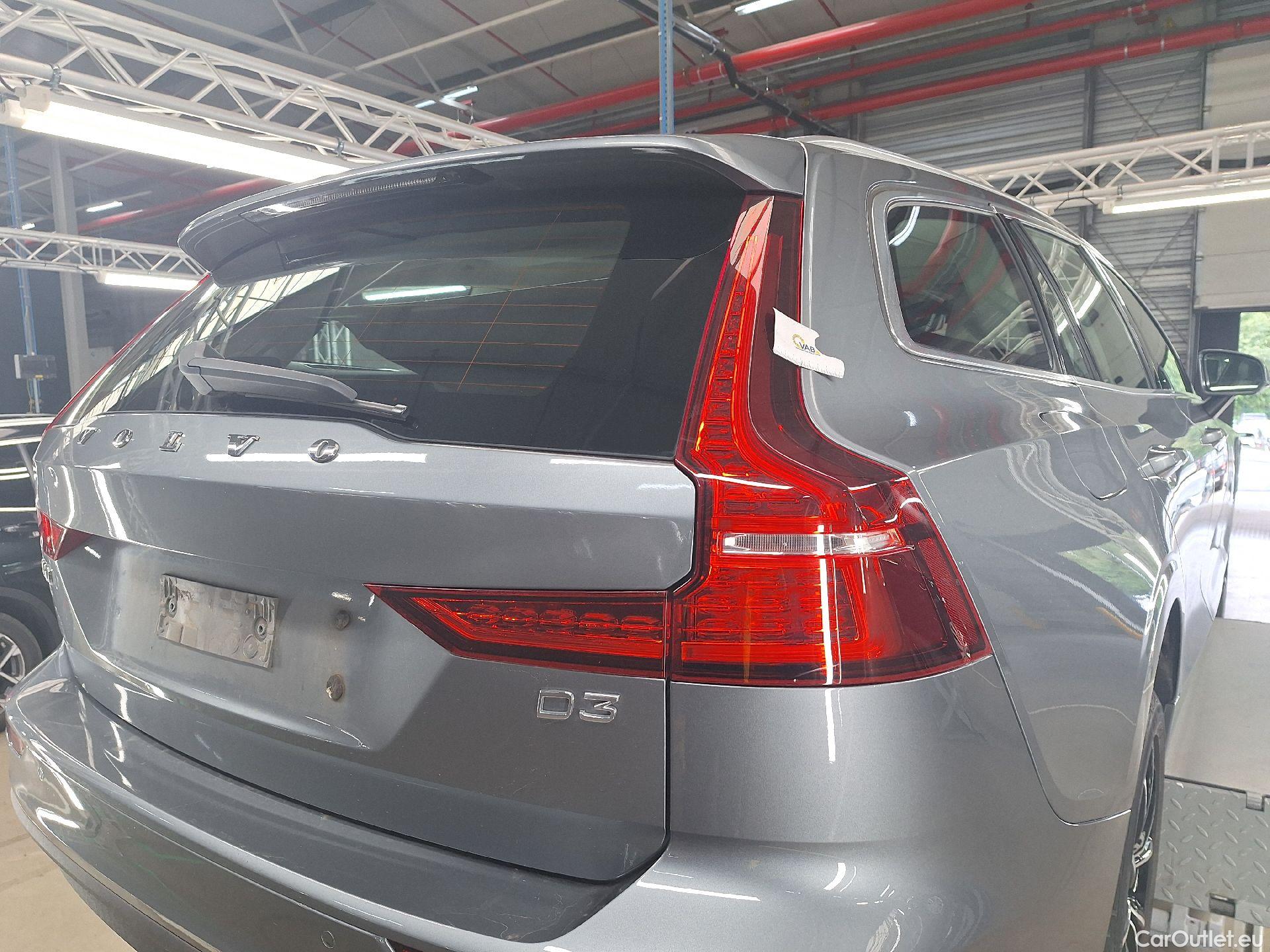  Volvo  V60 Volvo,  '18,  D3 Momentum Pro Gtr. #30