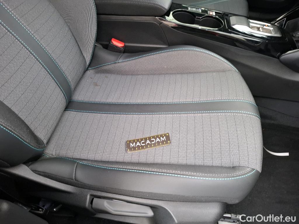  Peugeot  2008  Allure Pack 1.2 PureTech 130CV BVA8 E6d #3