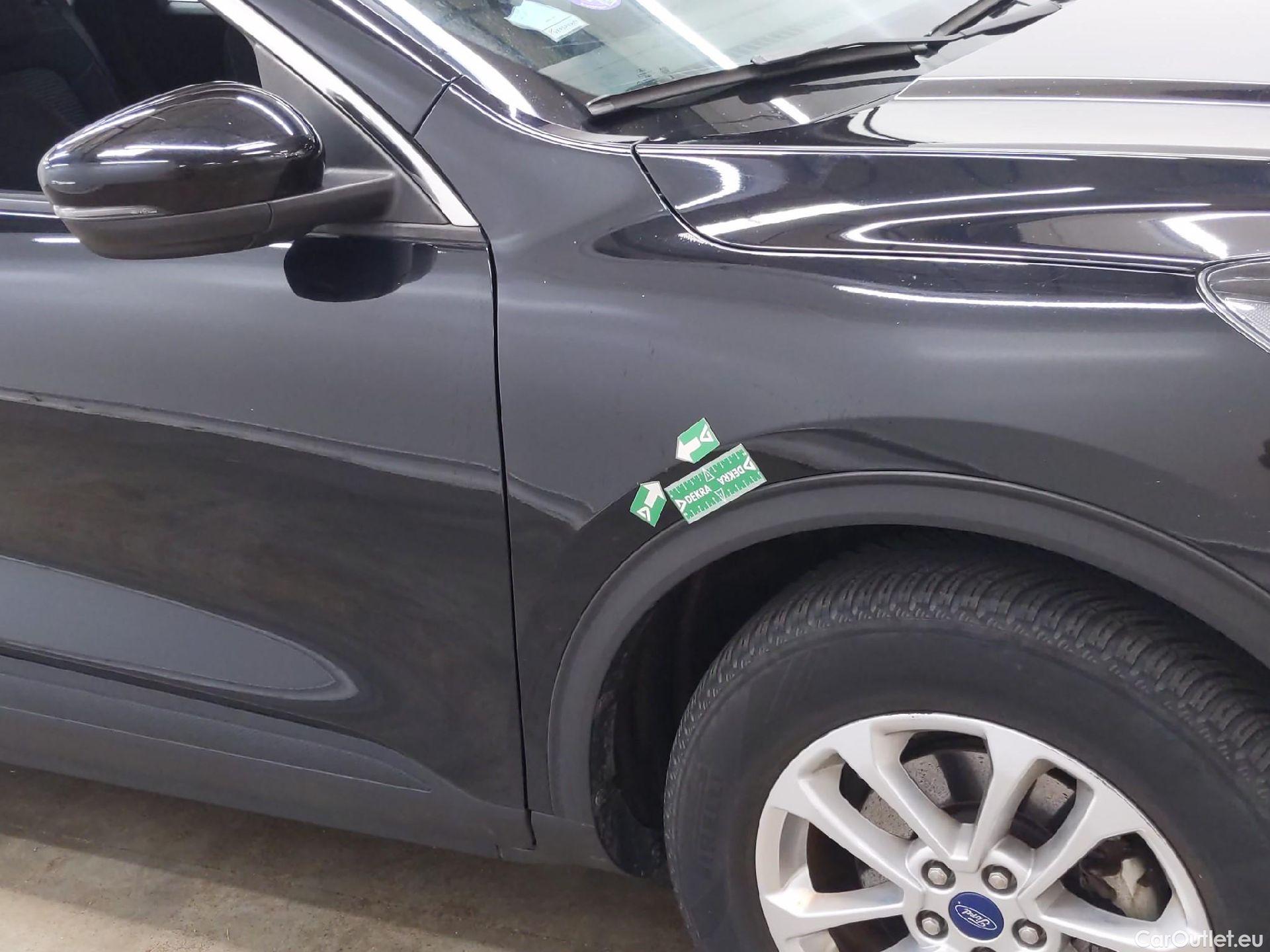  Ford  Kuga FORD  / 2019 / 5P / SUV 2.5 Dur 225 hybrid PHEV Pshift Titanium #19