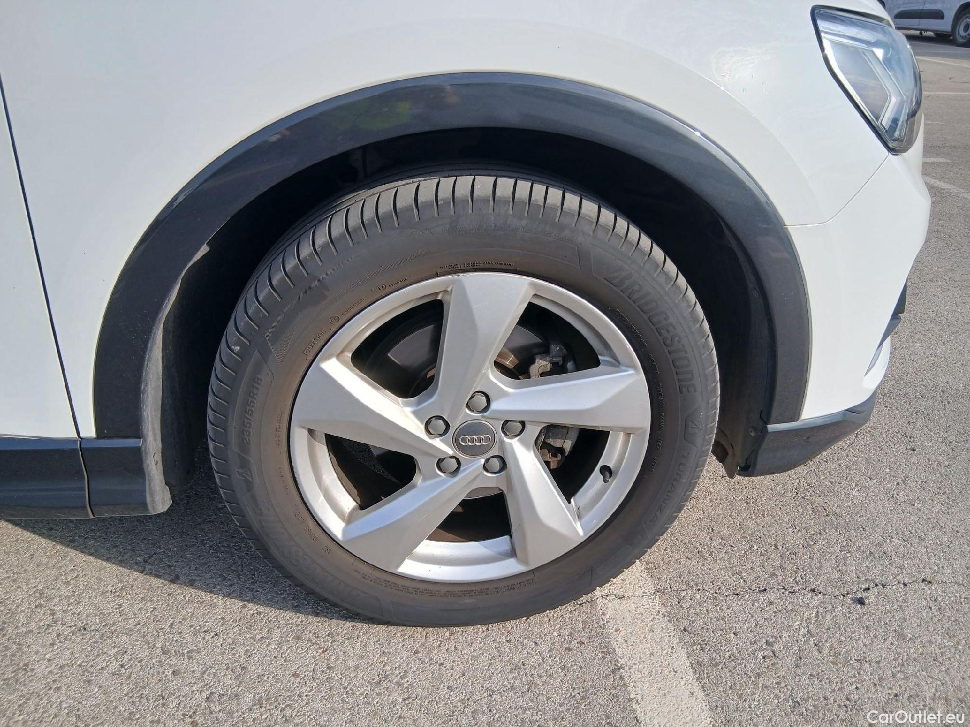  Audi  Q3 AUDI  / 2018 / 5P / todoterreno Advanced 35 TDI 110kW (150CV) S tronic (AC2) #50