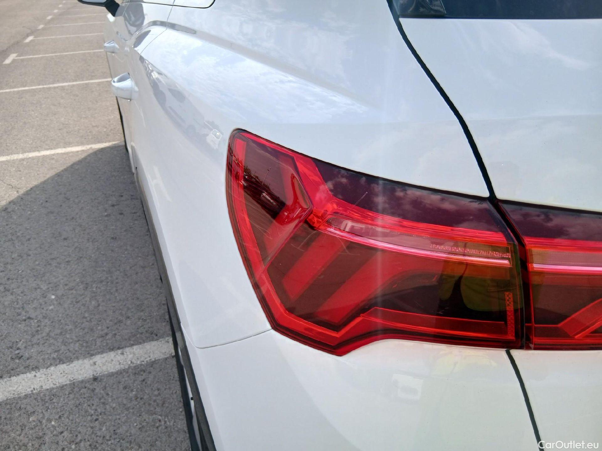  Audi  Q3 AUDI  / 2018 / 5P / todoterreno Advanced 35 TDI 110kW (150CV) S tronic (AC2) #34