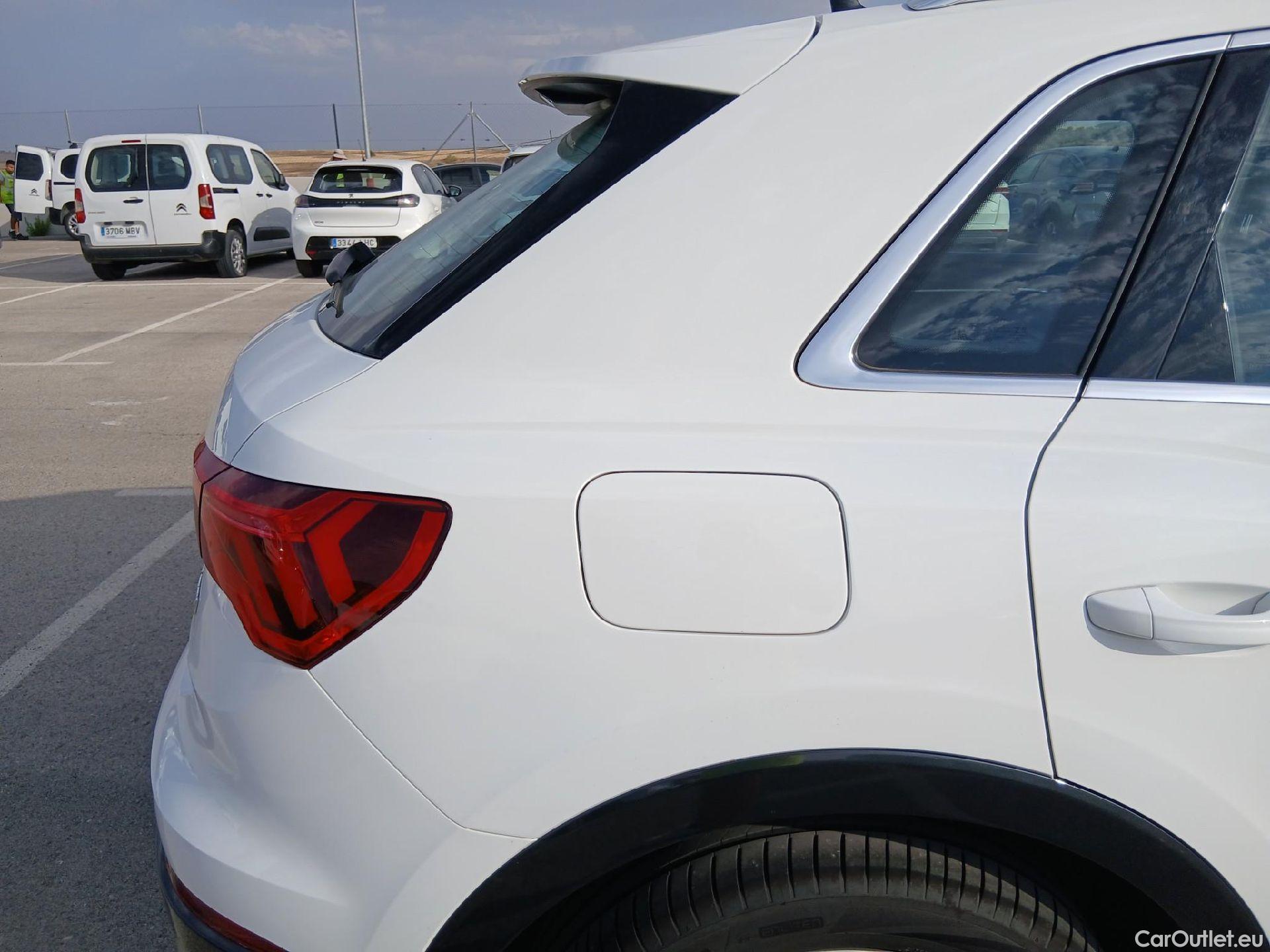  Audi  Q3 AUDI  / 2018 / 5P / todoterreno Advanced 35 TDI 110kW (150CV) S tronic (AC2) #41