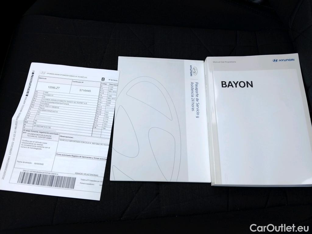  Hyundai  Bayon HYUNDAI  / 2021 / 5P / todoterreno 1.2 MPI Maxx #3
