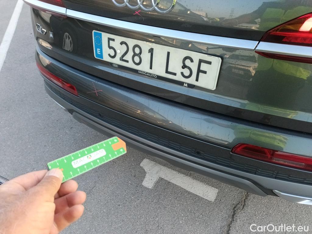  Audi  Q7 AUDI  / 2019 / 5P / todoterreno S line 45 TDI 170kW (232CV) quat. tip.(AC) #39