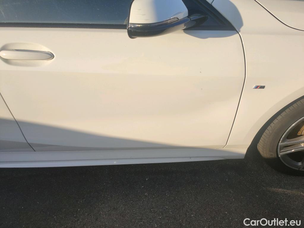  Bmw  Serie 1 BMW  / 2019 / 5P / berlina con portón 118iA #PAQUETE M# #3