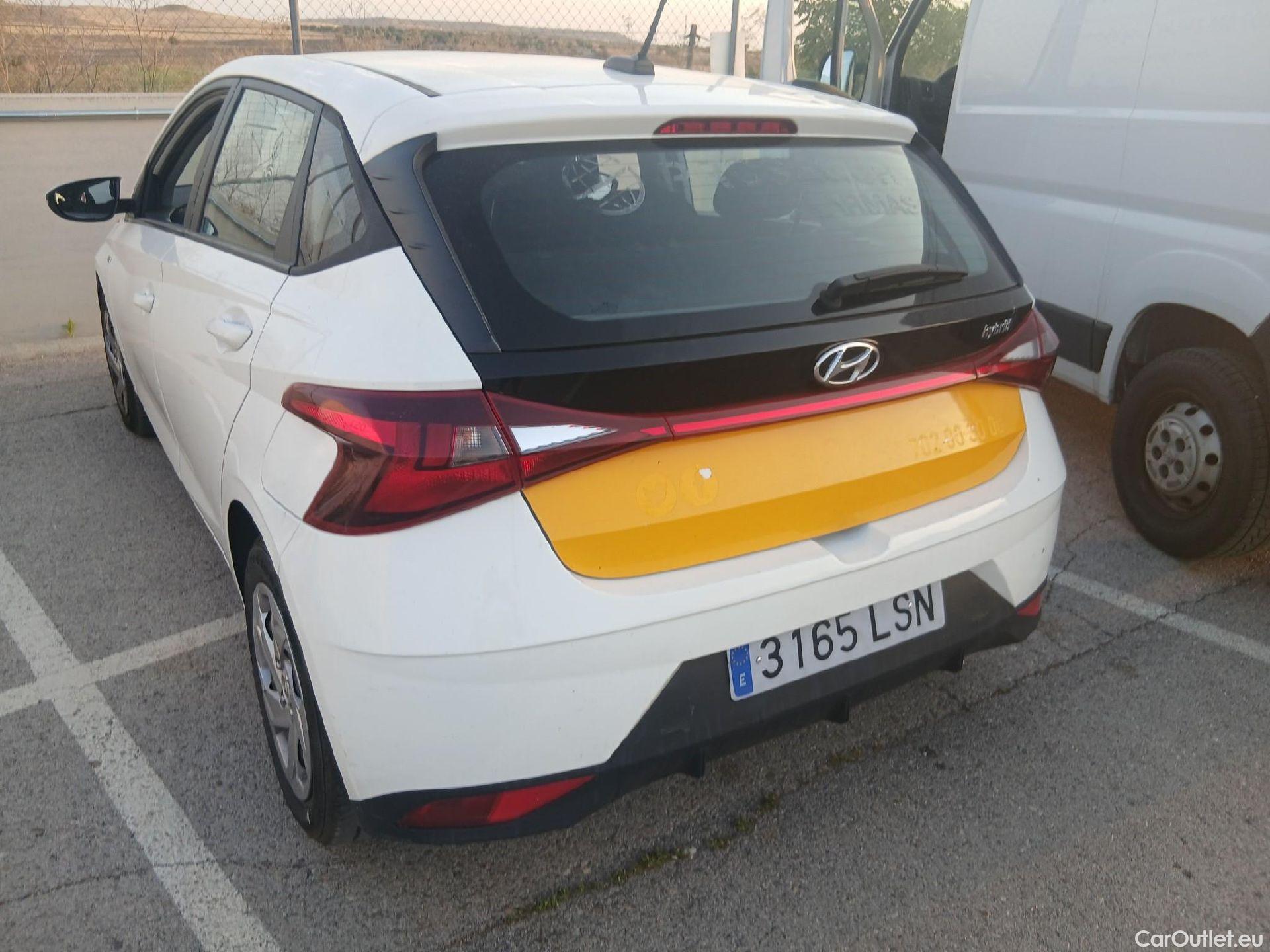  Hyundai  i20 HYUNDAI  / 2020 / 5P / berlina con portón 1.0 TGDI 74kW (100CV) 48V Essence #12