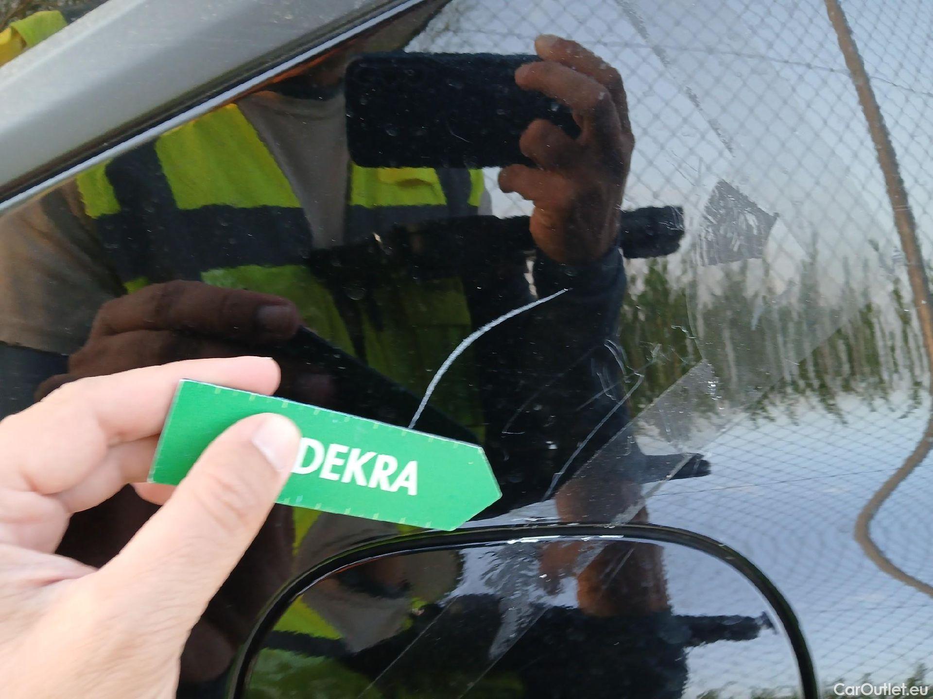  Hyundai  Konna HYUNDAI Kona / 2023 / 5P / todoterreno 1.6 GDI HEV Maxx DCT #17