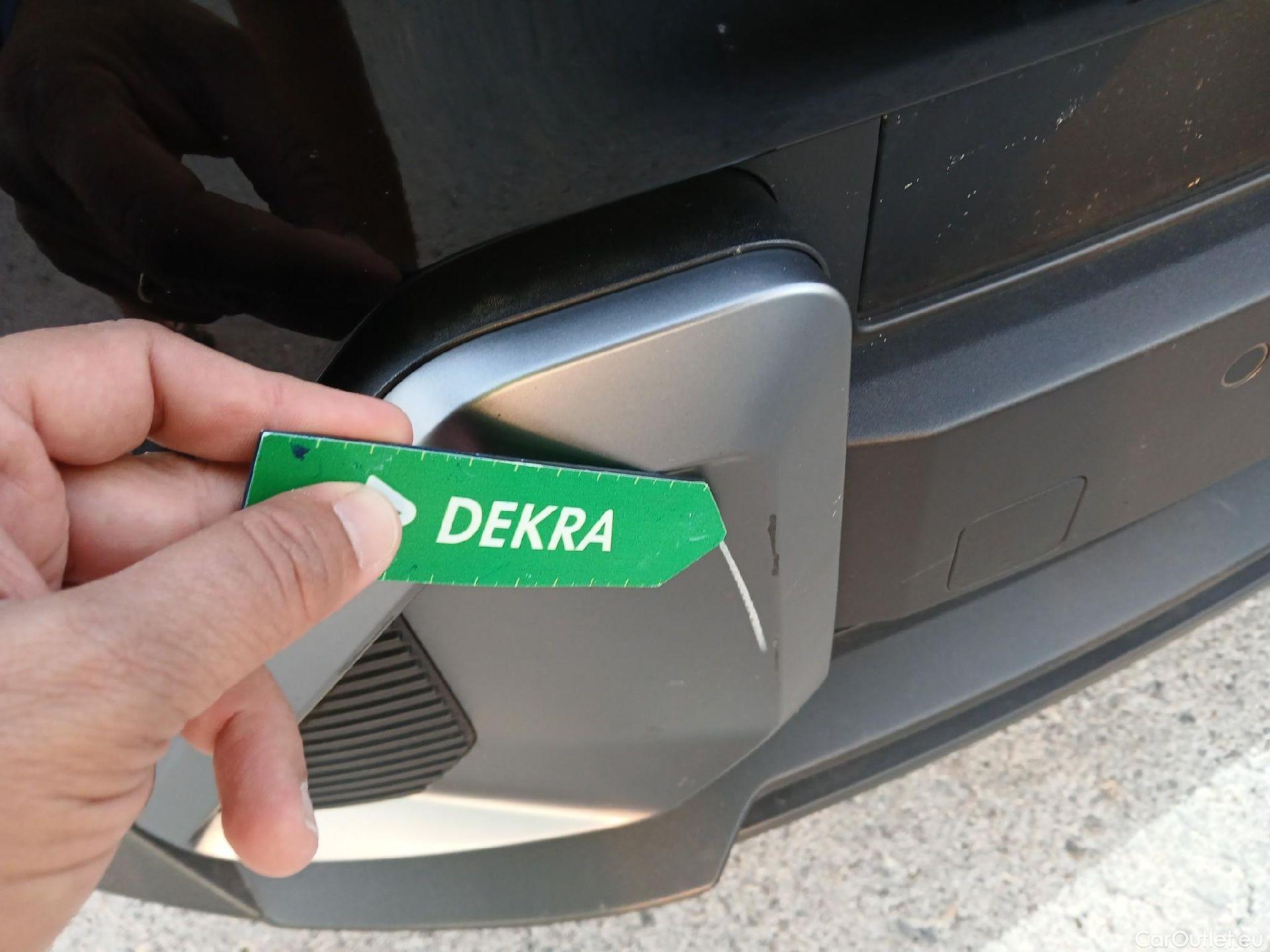 Hyundai  Konna HYUNDAI Kona / 2023 / 5P / todoterreno 1.6 GDI HEV Maxx DCT #6
