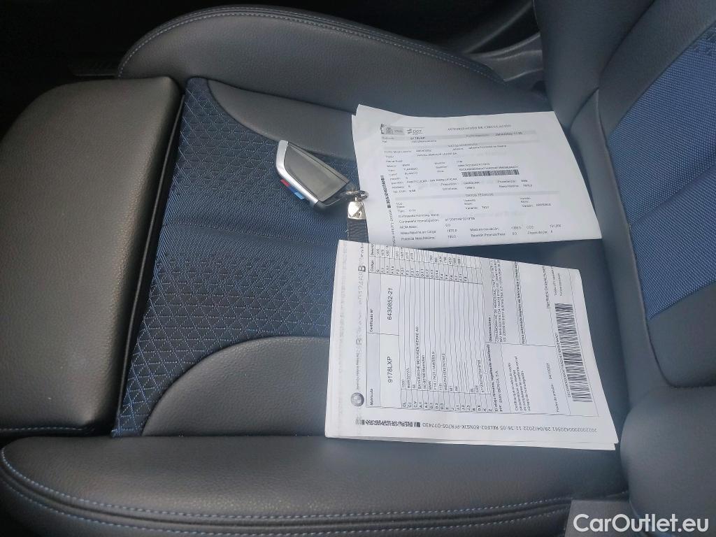 Bmw  Serie 1 BMW  / 2019 / 5P / berlina con portón 118iA #PAQUETE M# #1